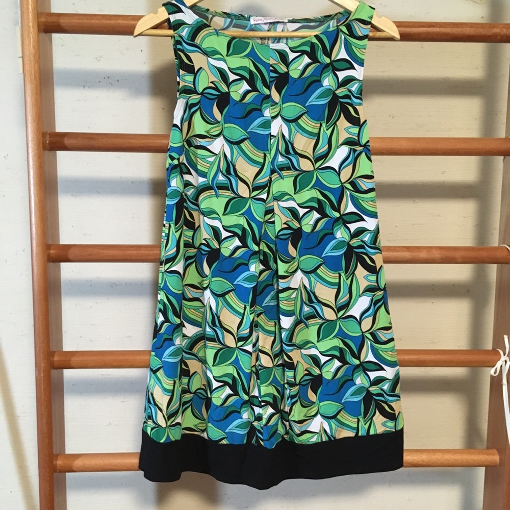 Cute turquoise green patterned dress